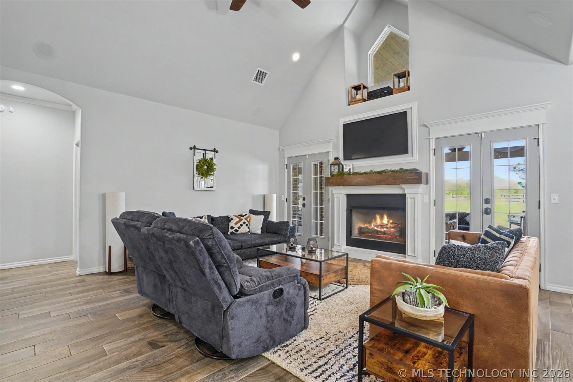 2135 S 280th East Avenue