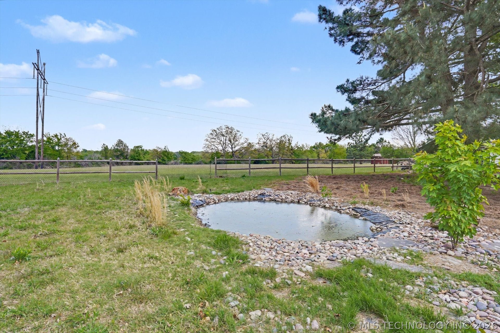 2135 S 280th East Avenue