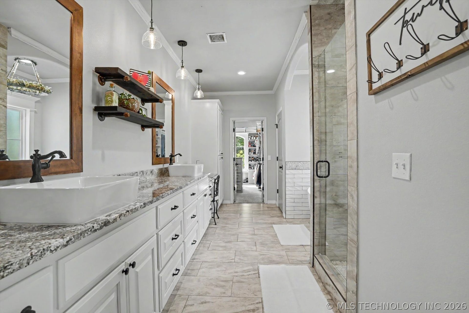 2135 S 280th East Avenue