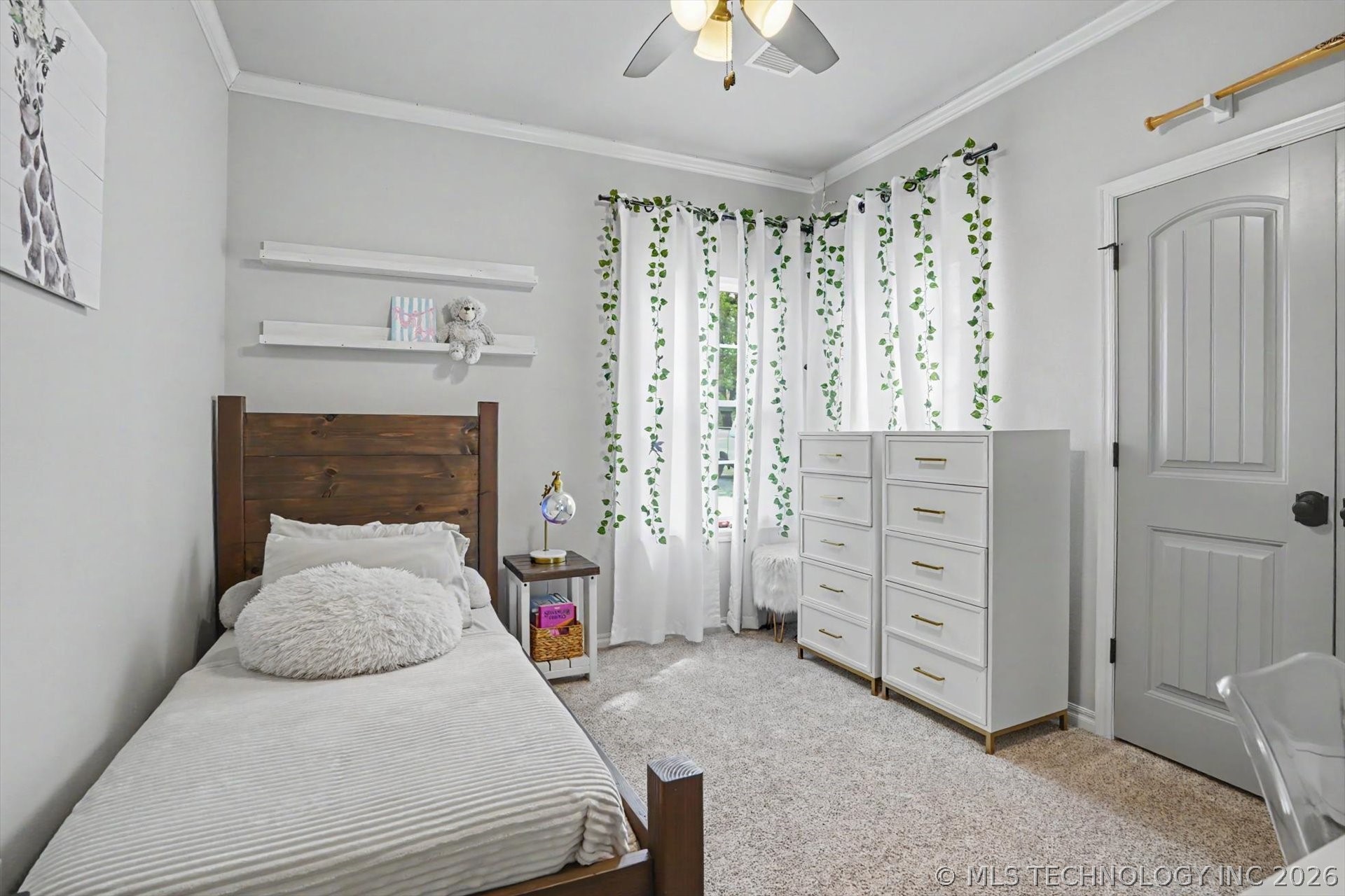 2135 S 280th East Avenue