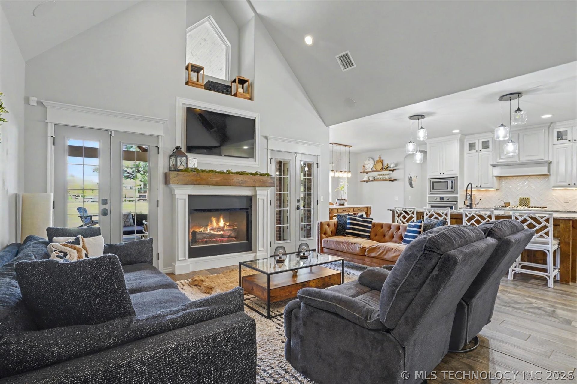 2135 S 280th East Avenue