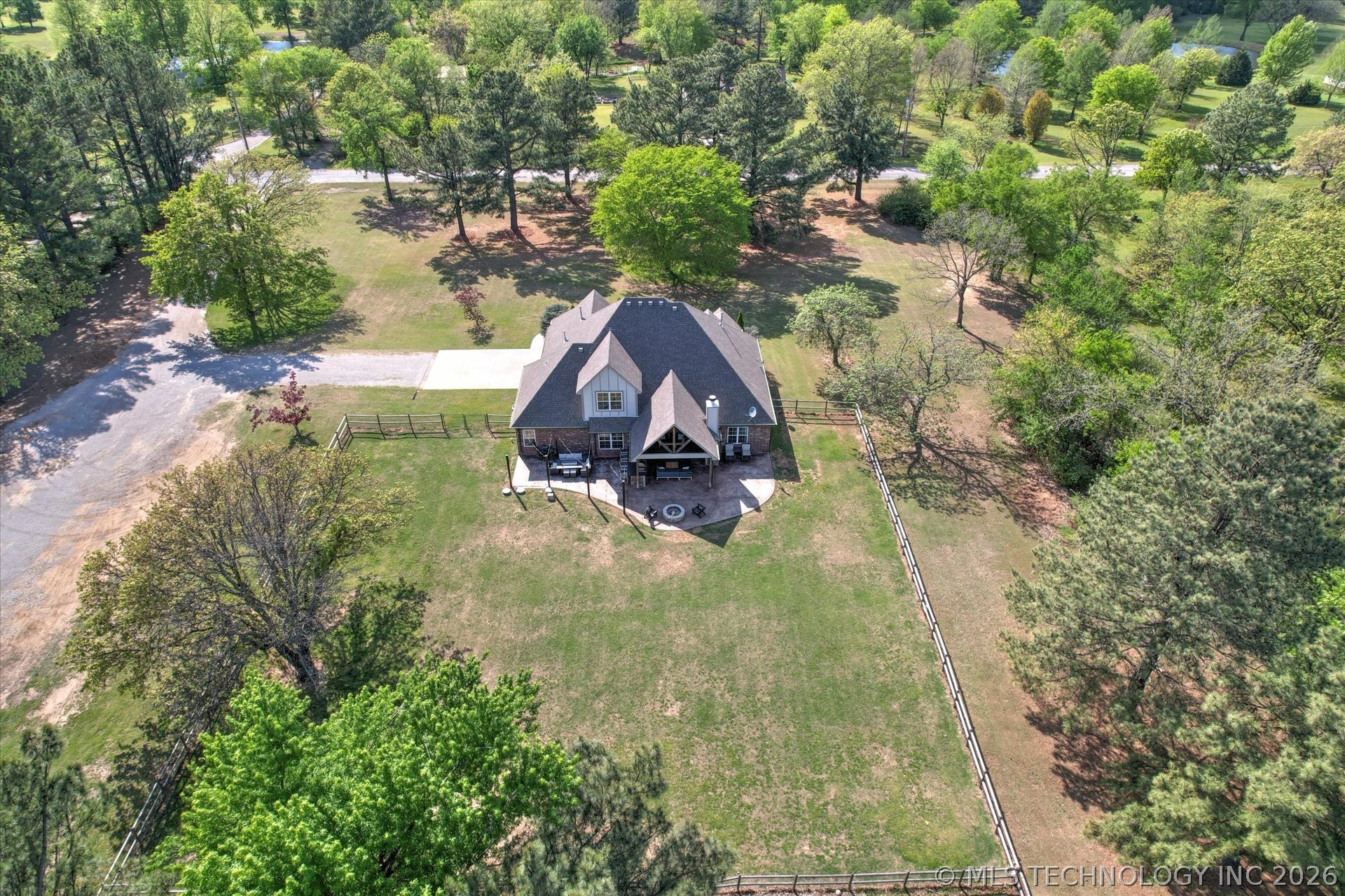 2135 S 280th East Avenue