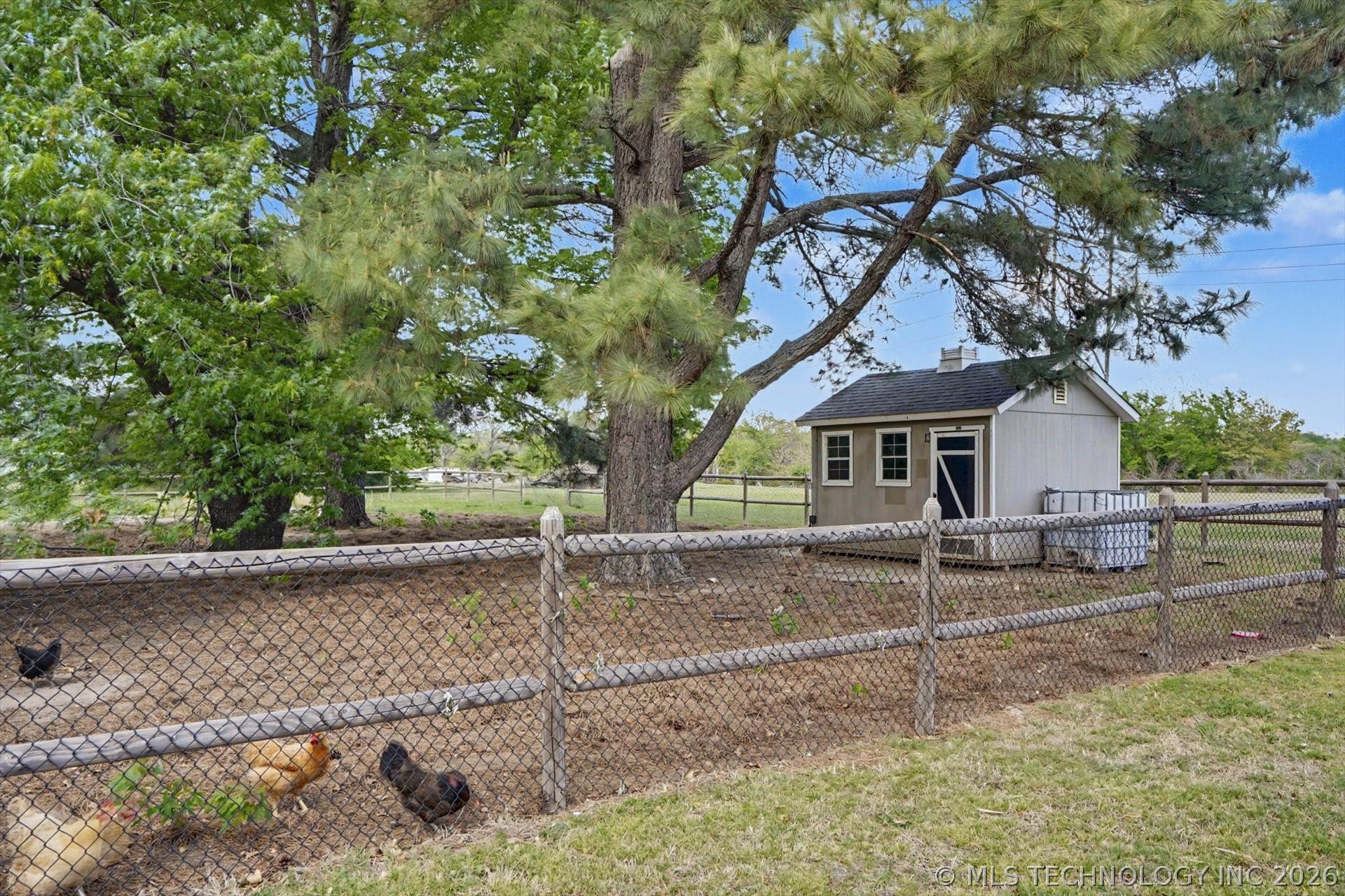 2135 S 280th East Avenue