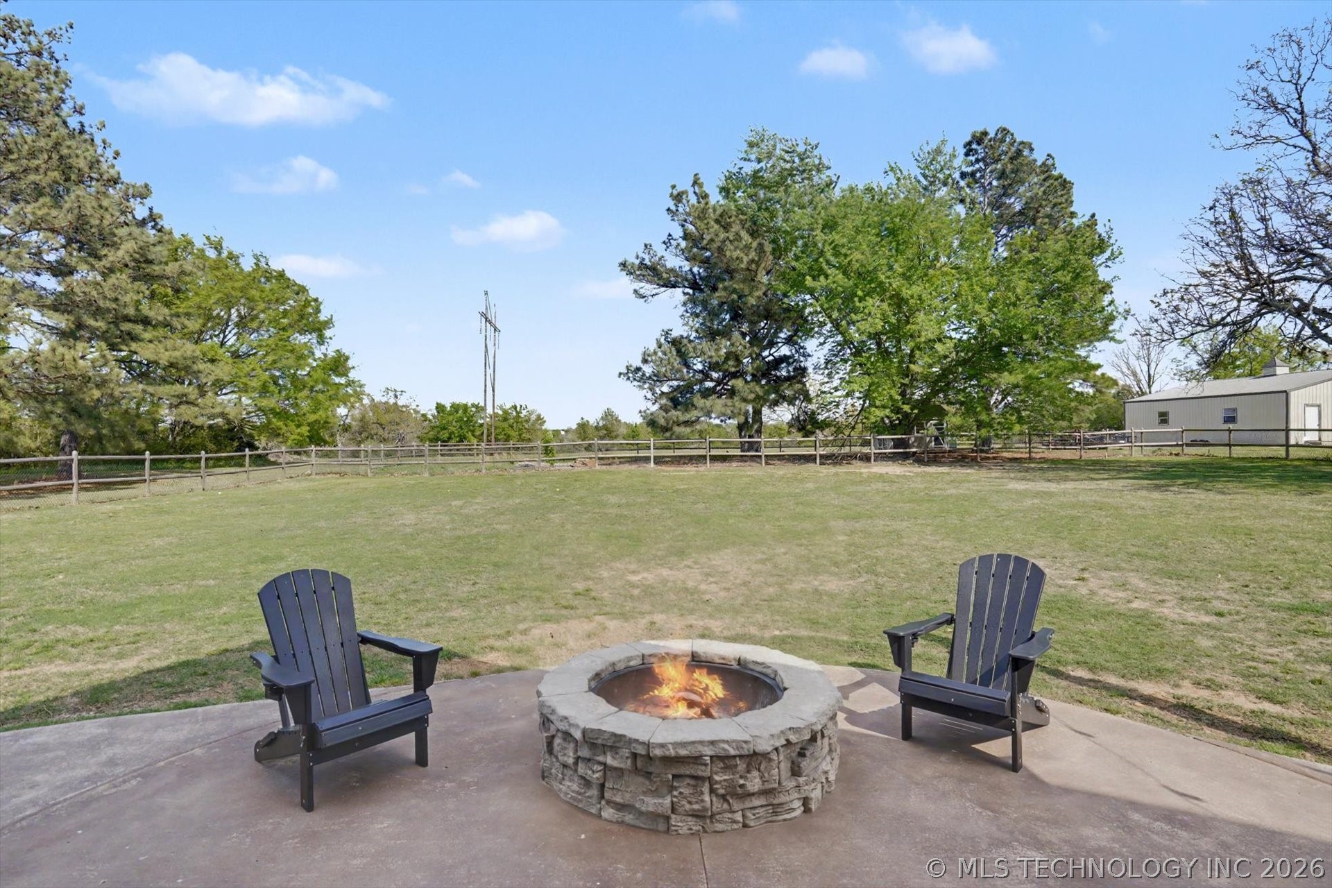 2135 S 280th East Avenue