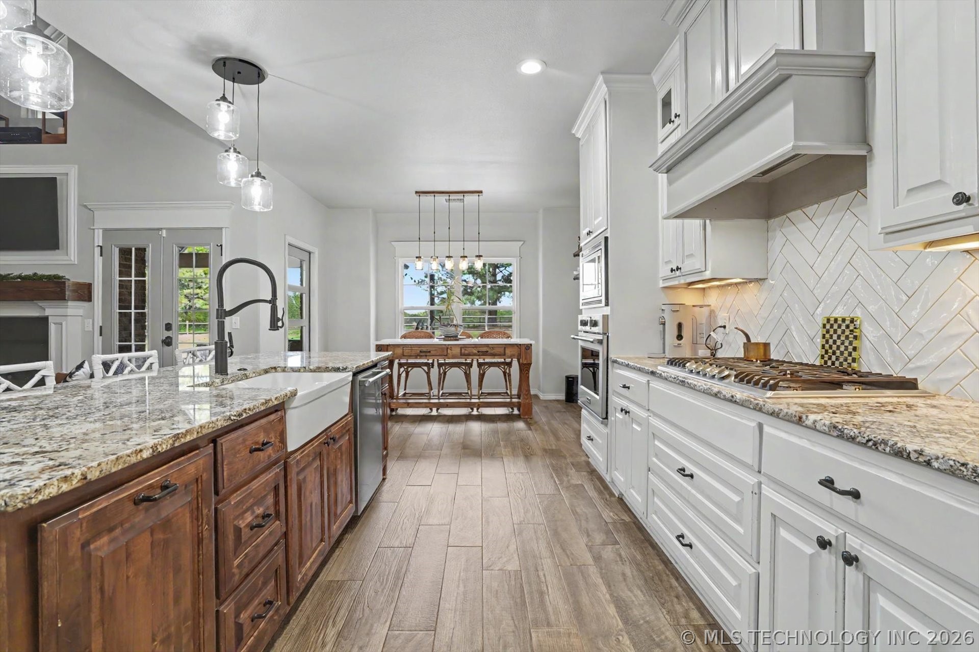 2135 S 280th East Avenue