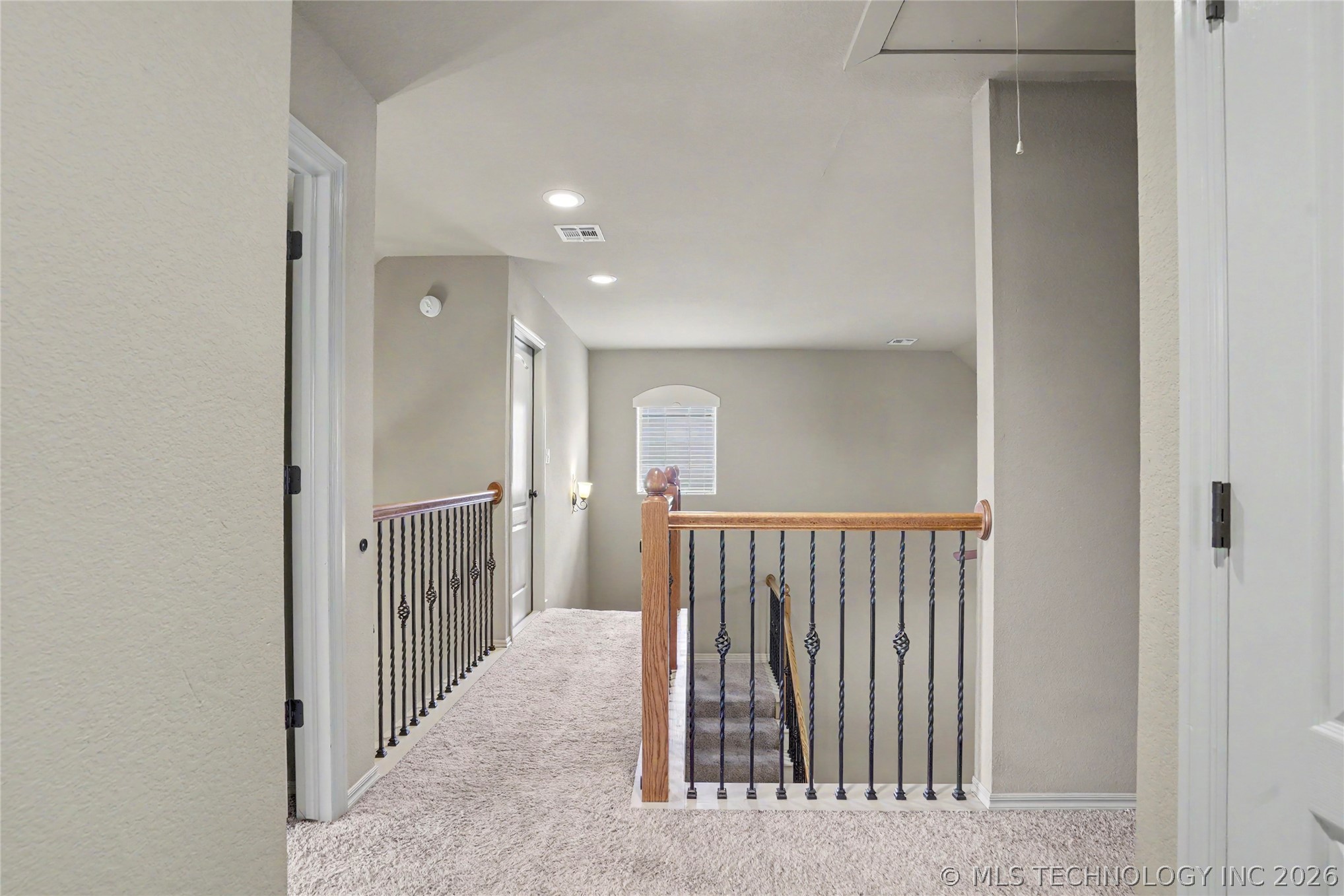 1004 W Elmira Street