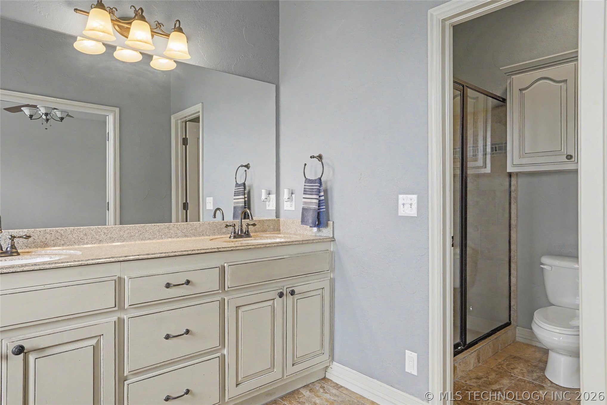 1004 W Elmira Street