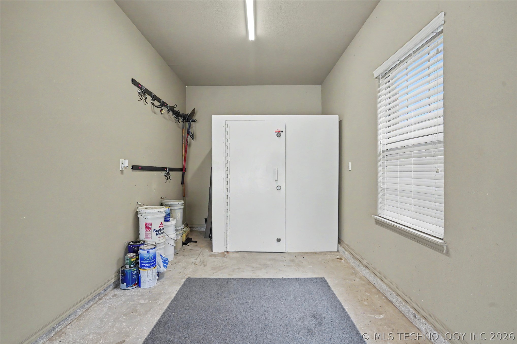 1004 W Elmira Street