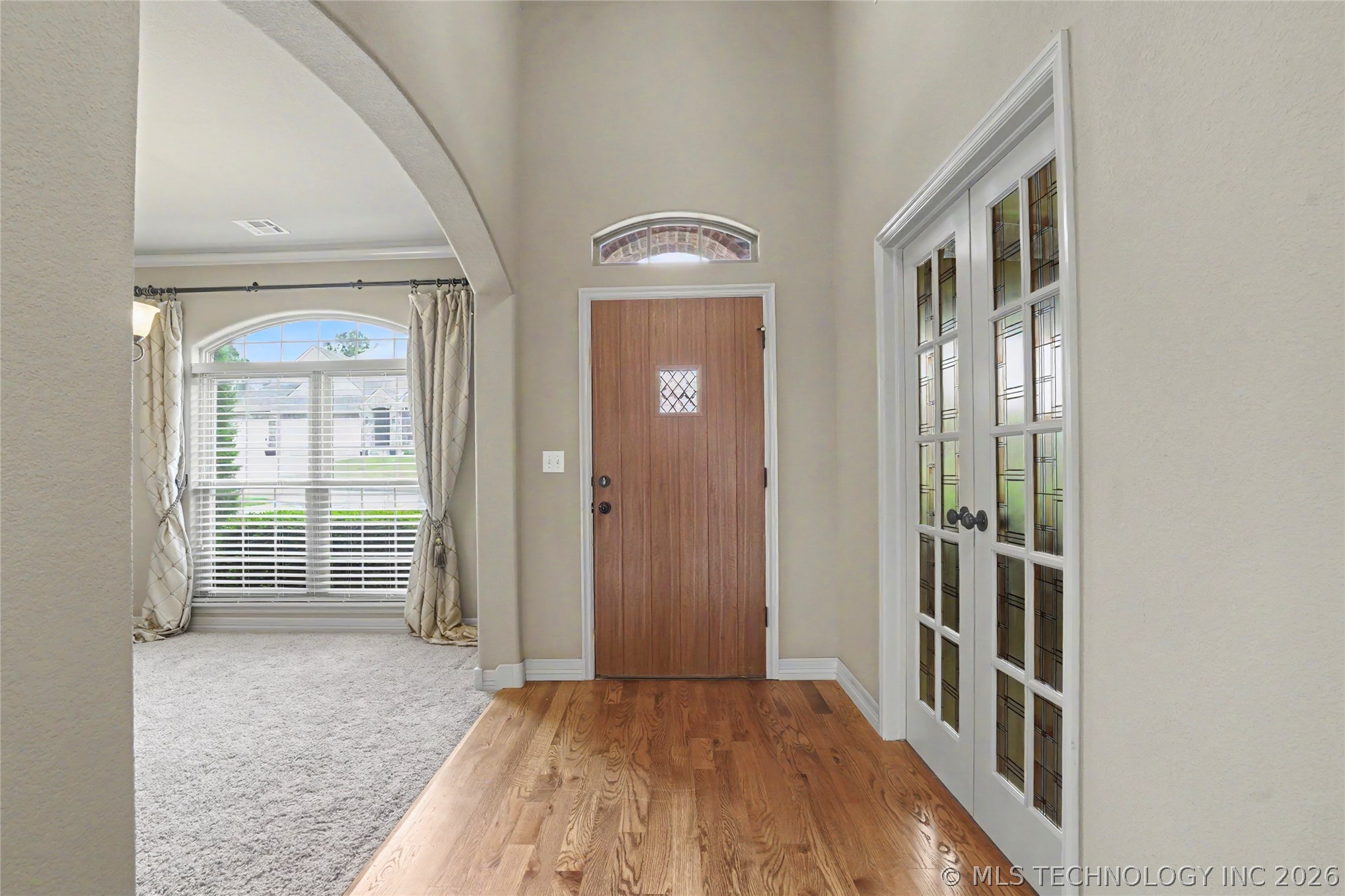 1004 W Elmira Street