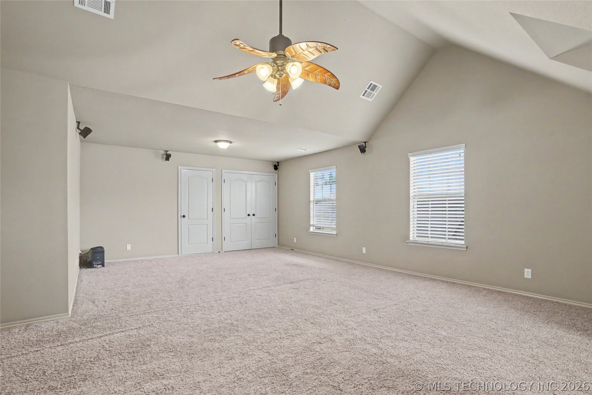 1004 W Elmira Street