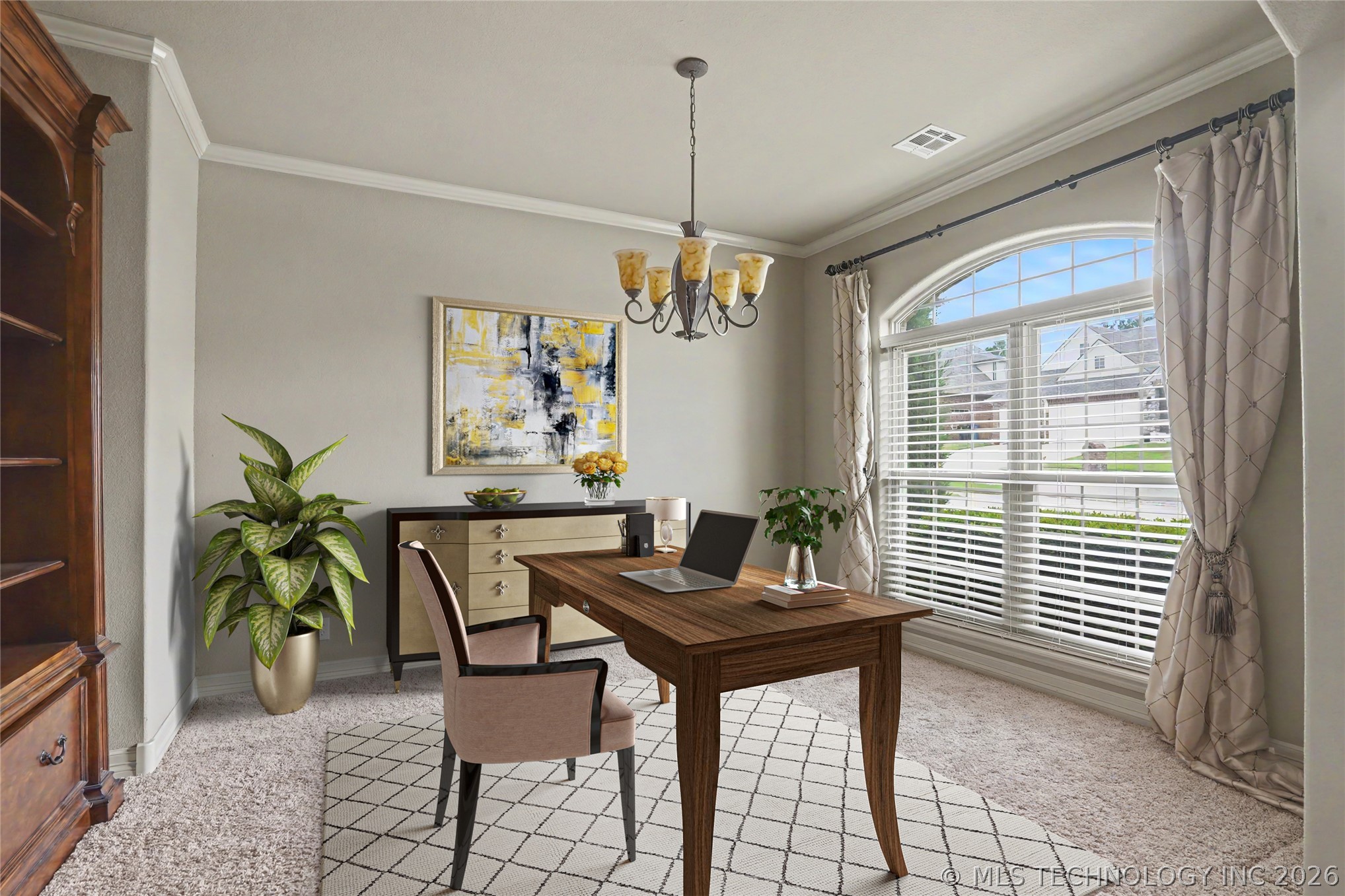 1004 W Elmira Street