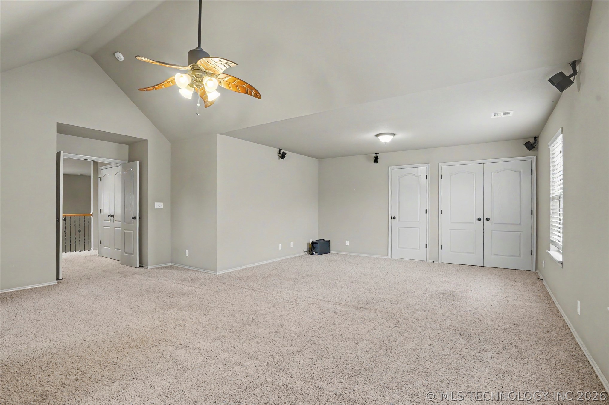 1004 W Elmira Street