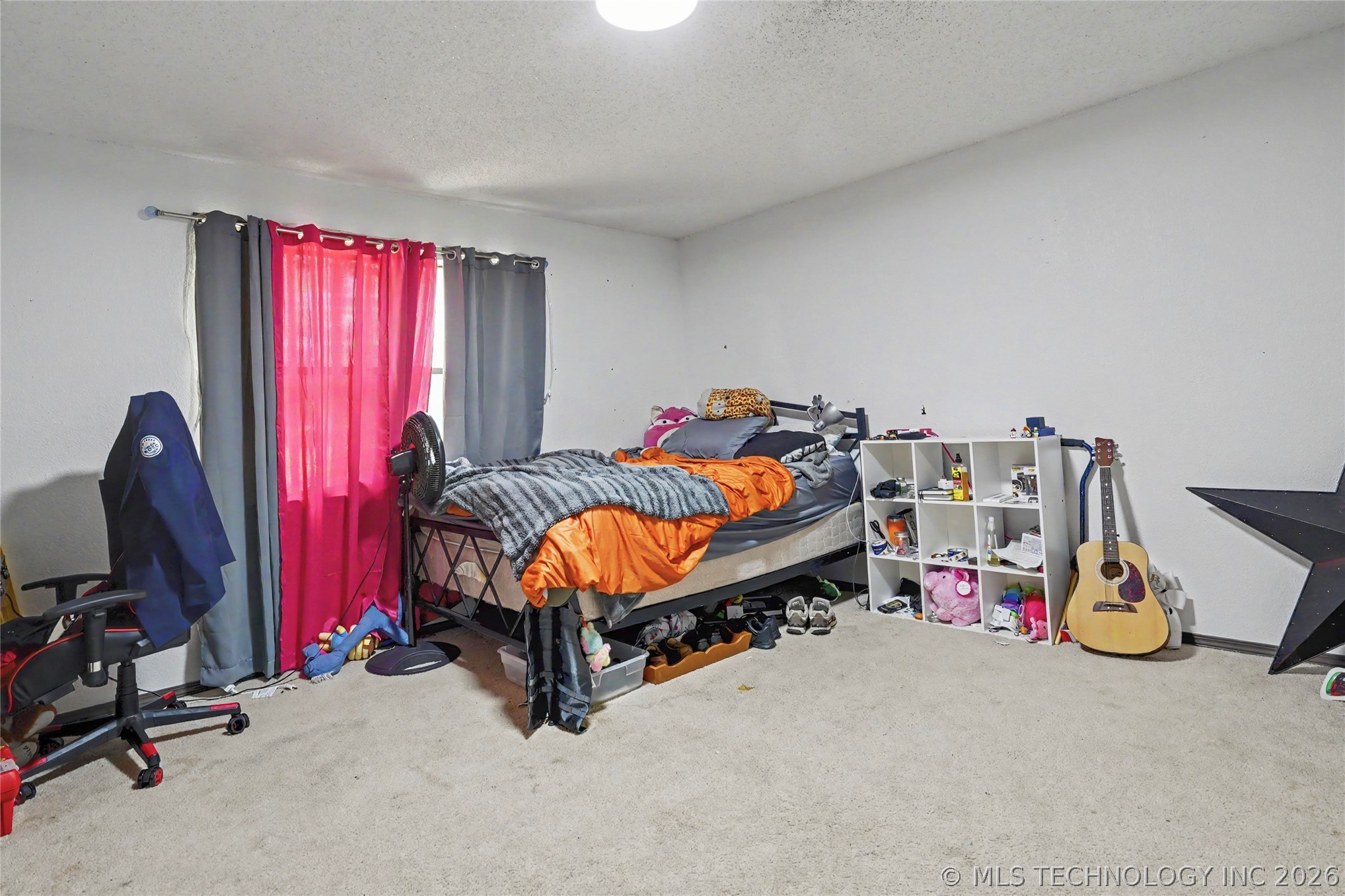 2300 W Delmar Street