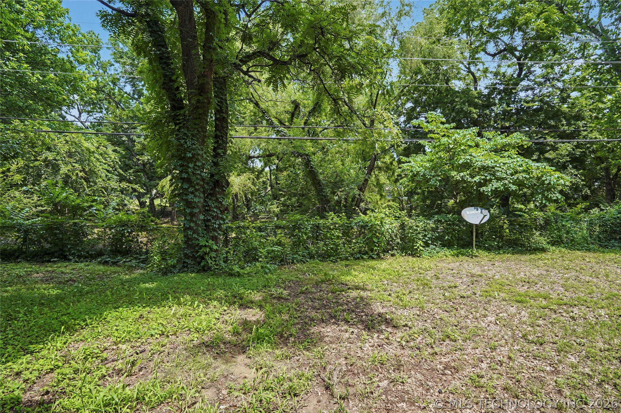 2300 W Delmar Street