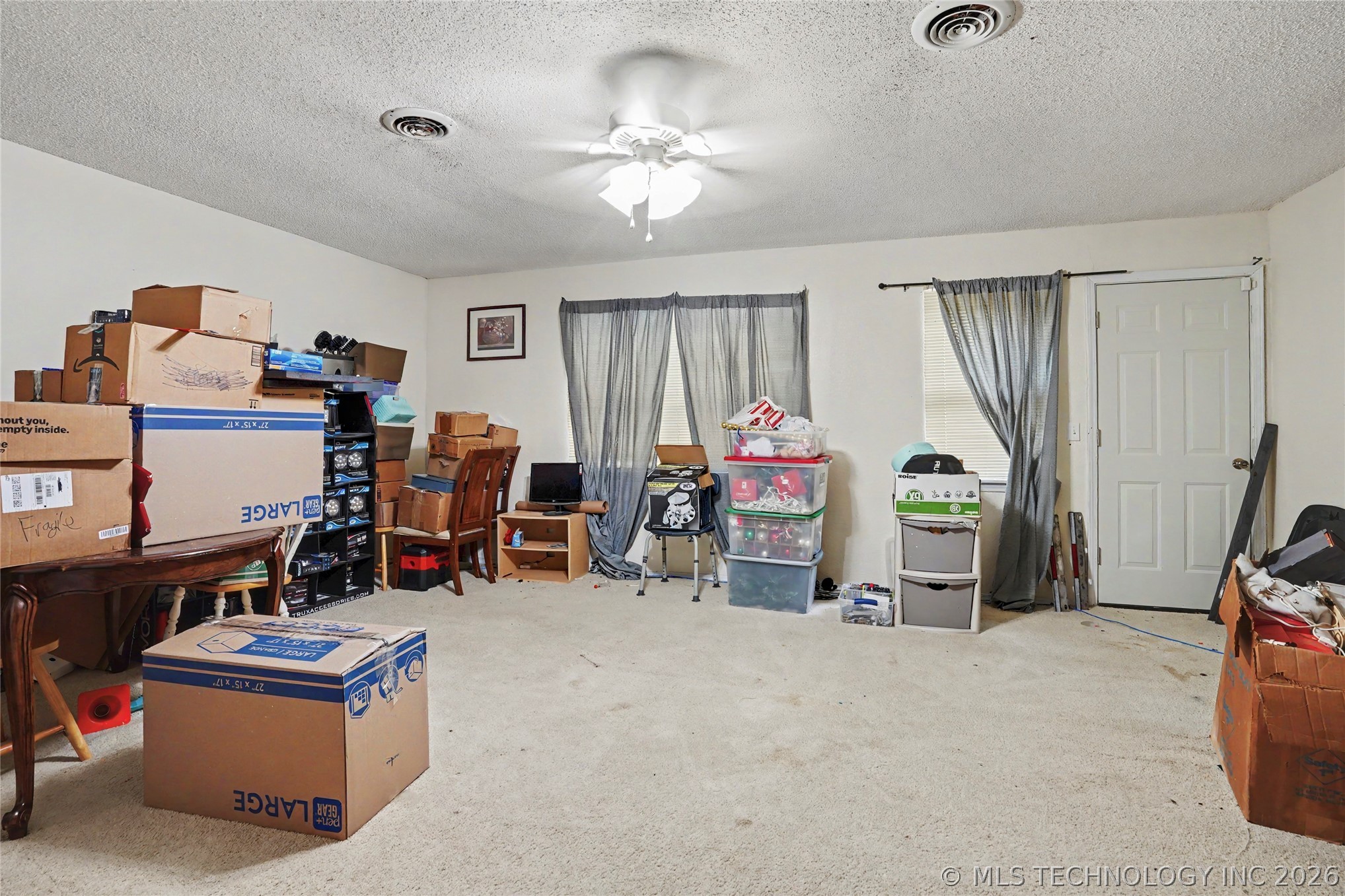 2300 W Delmar Street