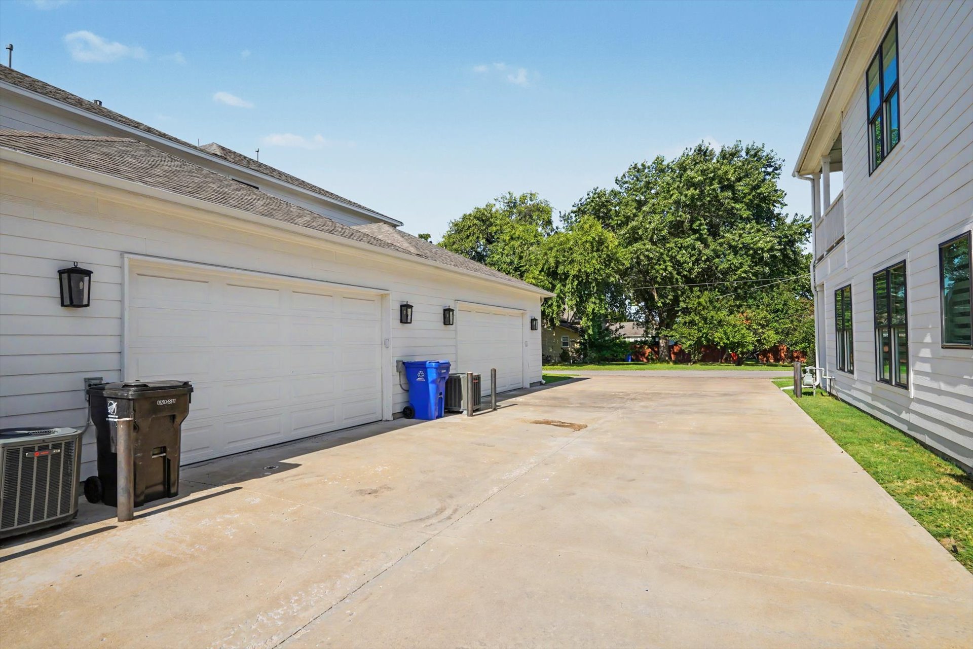 430 W El Paso Street