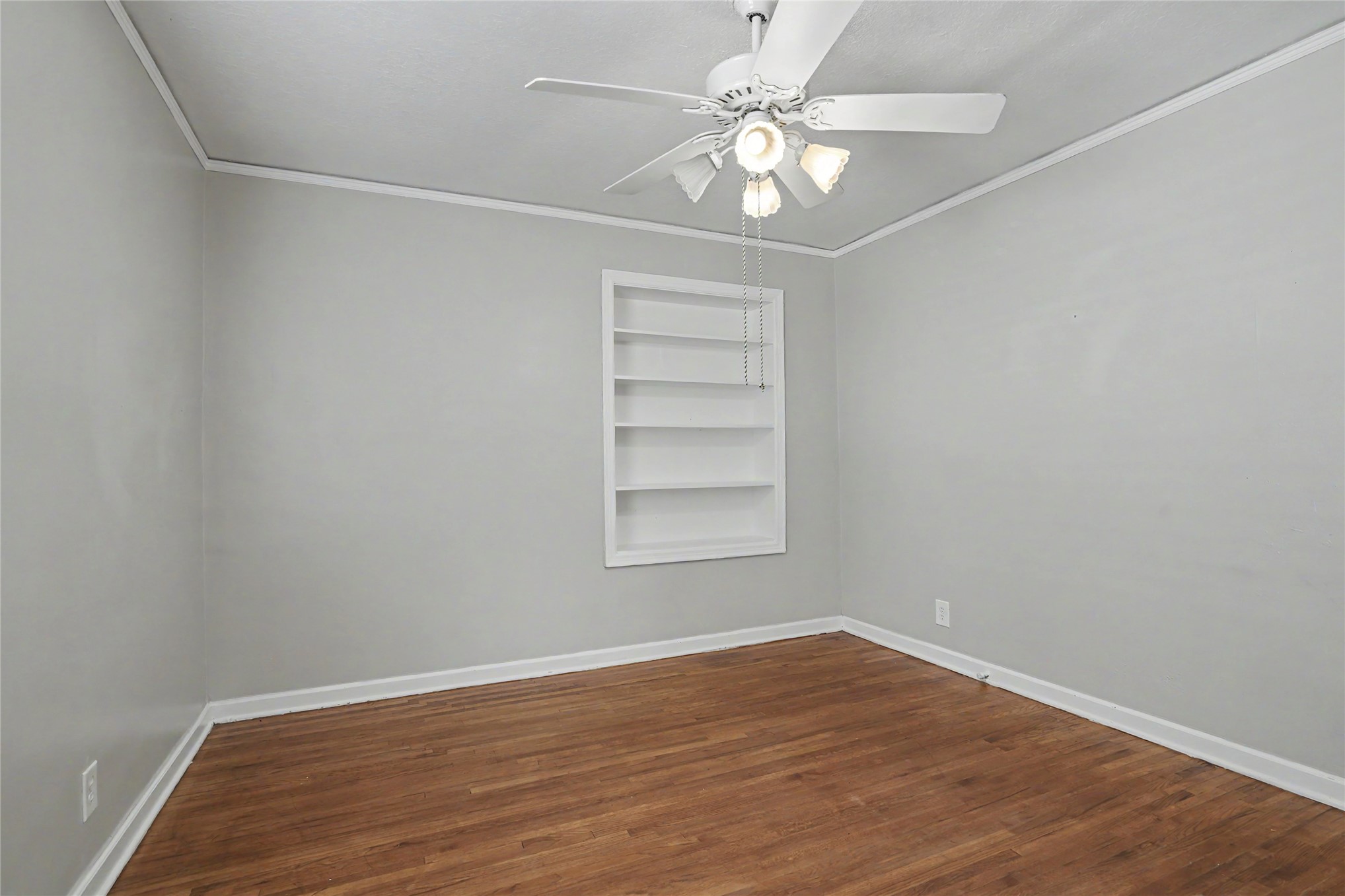 3408 E 4th Place