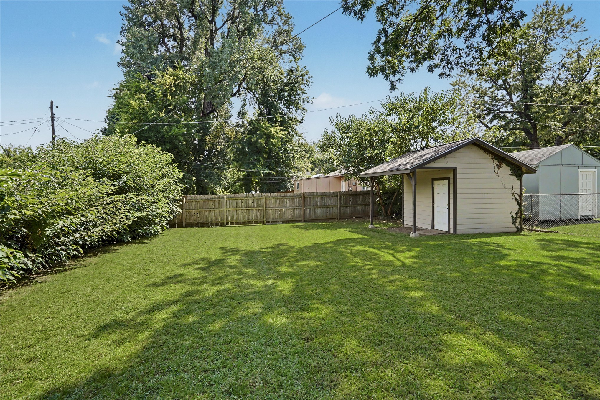 3408 E 4th Place