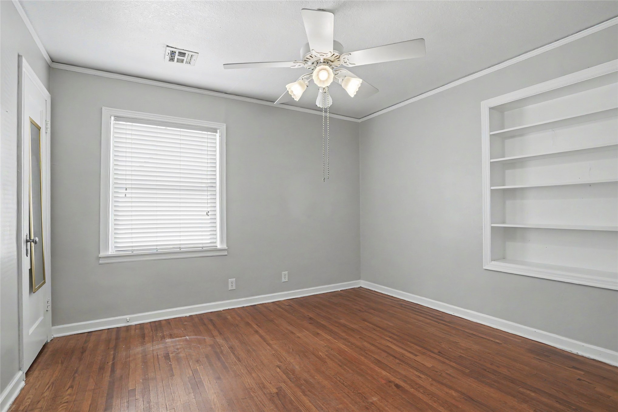 3408 E 4th Place