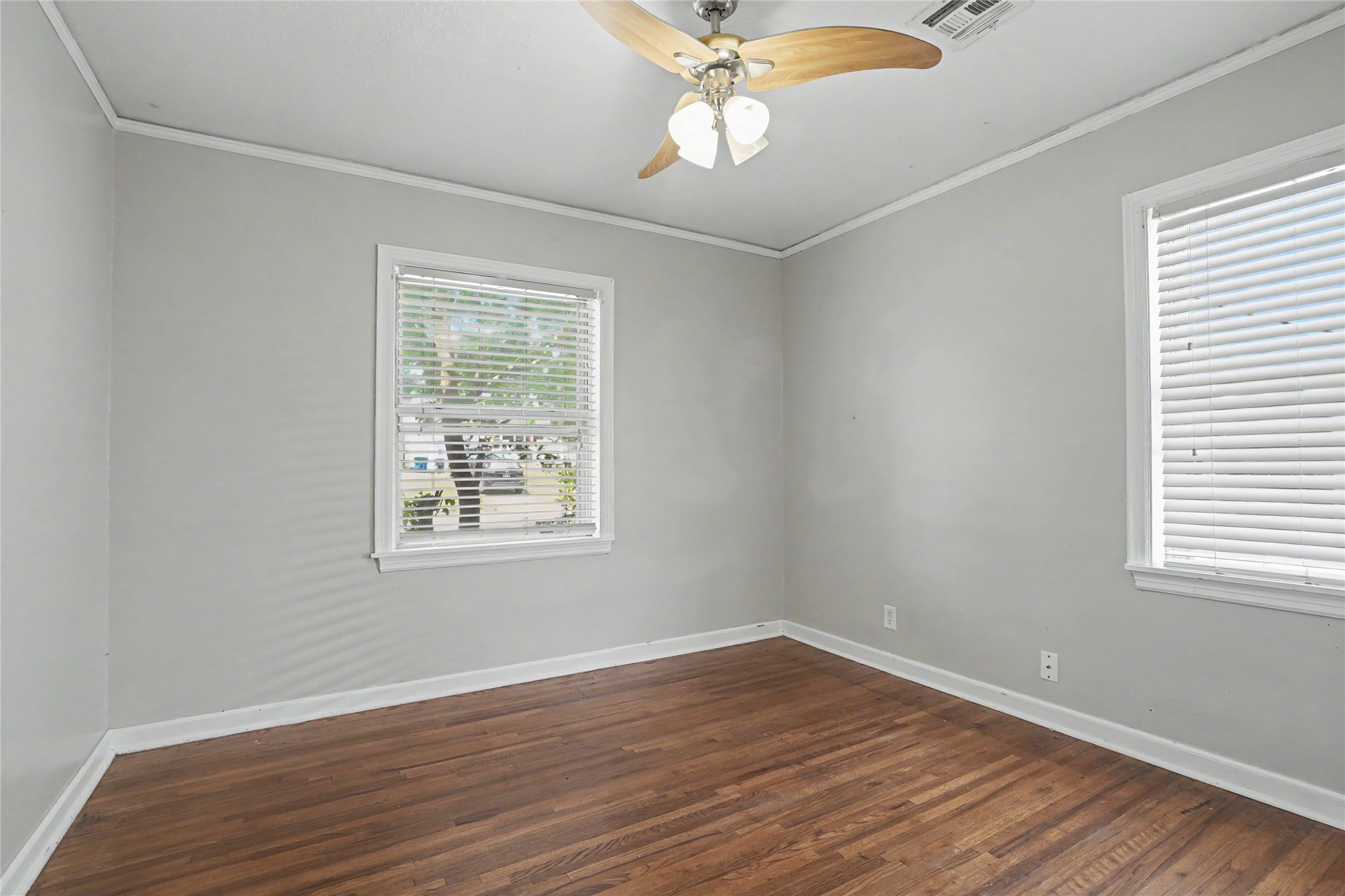 3408 E 4th Place