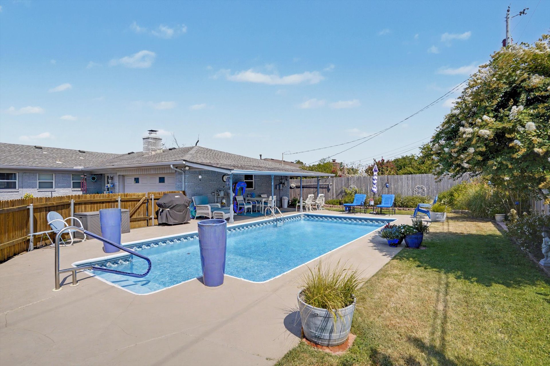 3145 S 74th East Avenue