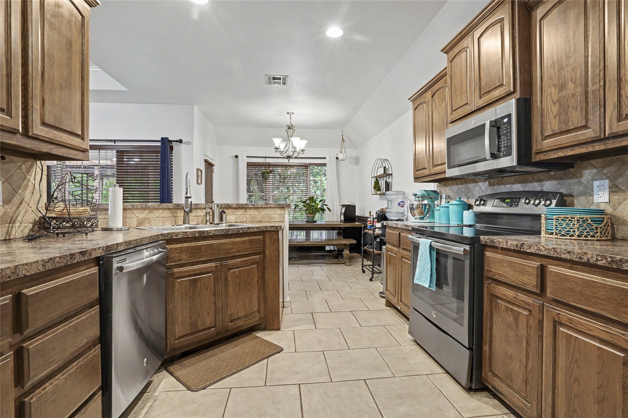 19618 W 105th Street S