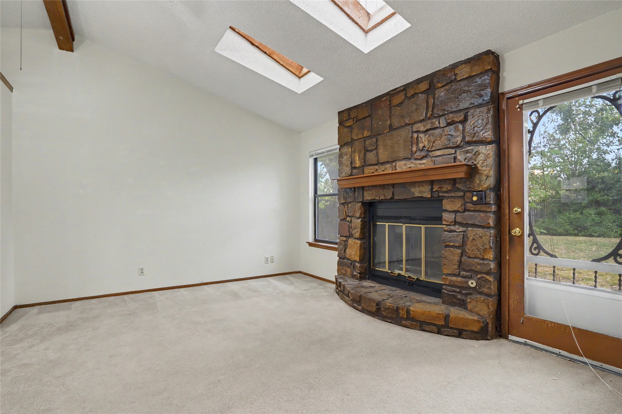 4422 W Princeton Place