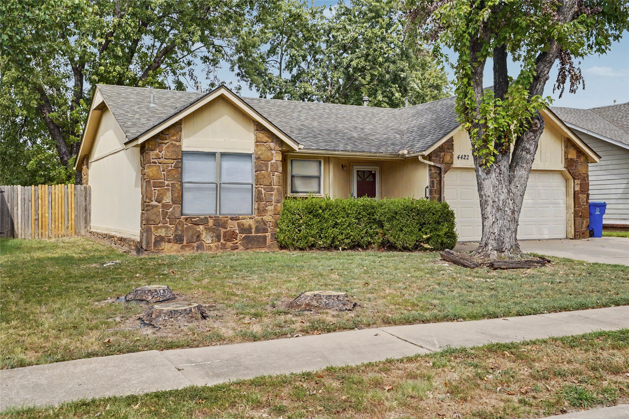 4422 W Princeton Place