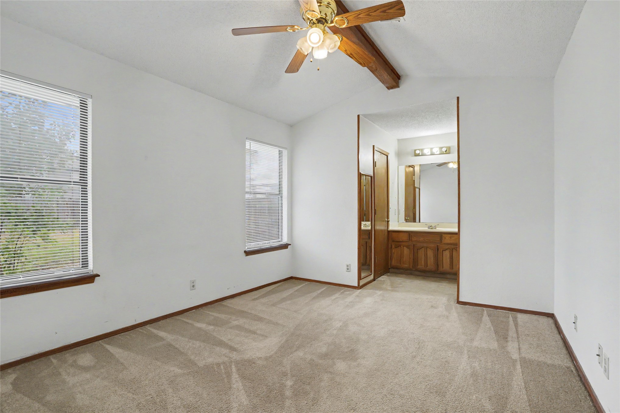 4422 W Princeton Place
