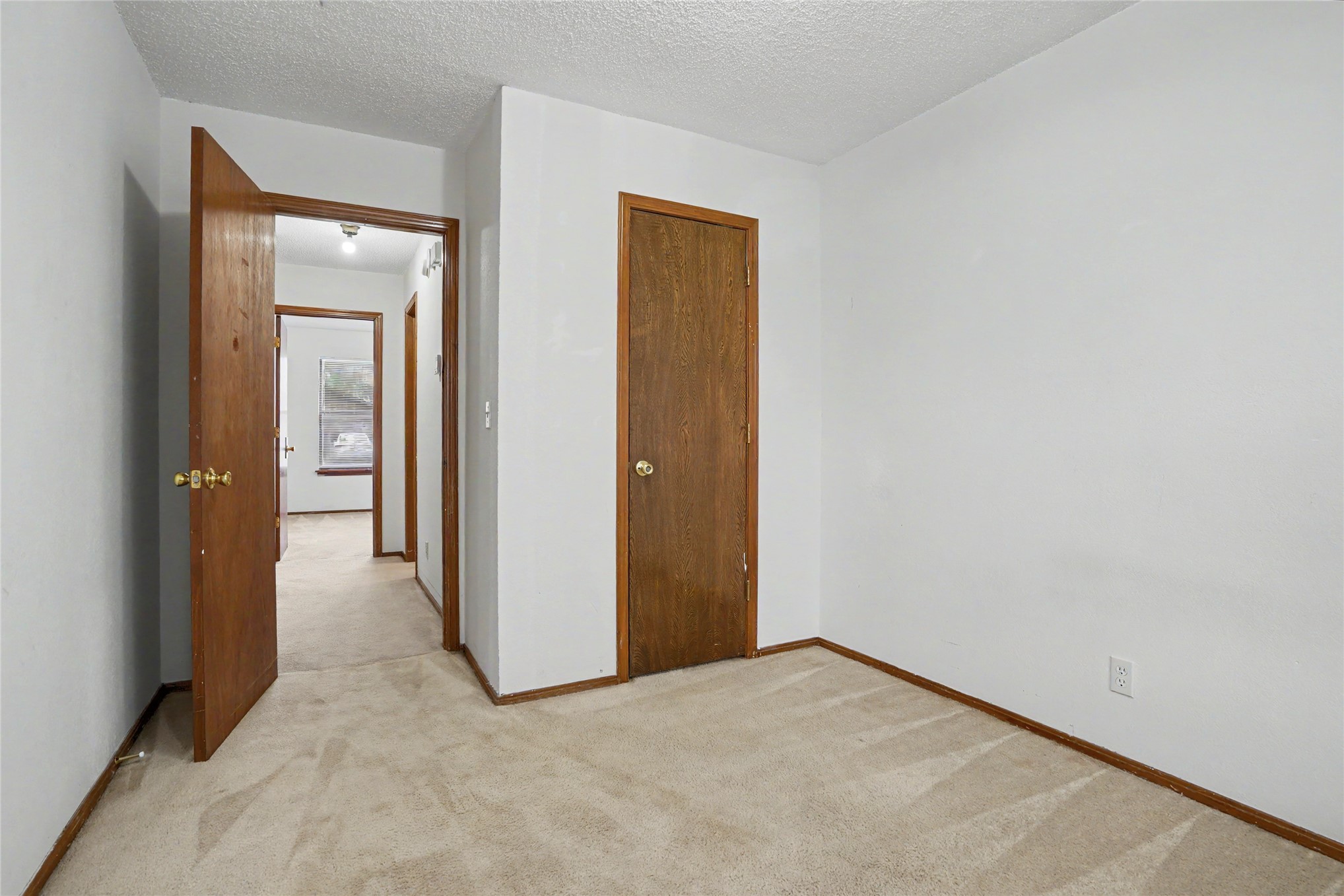 4422 W Princeton Place