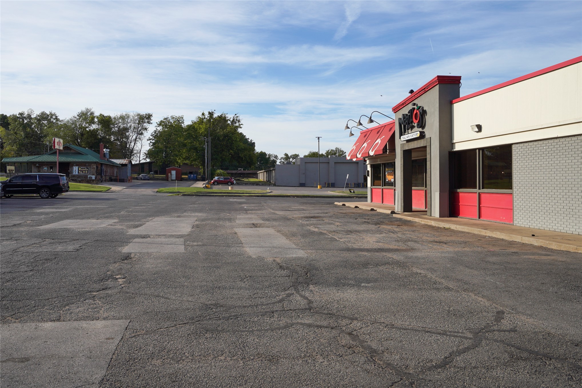 3030 W Okmulgee