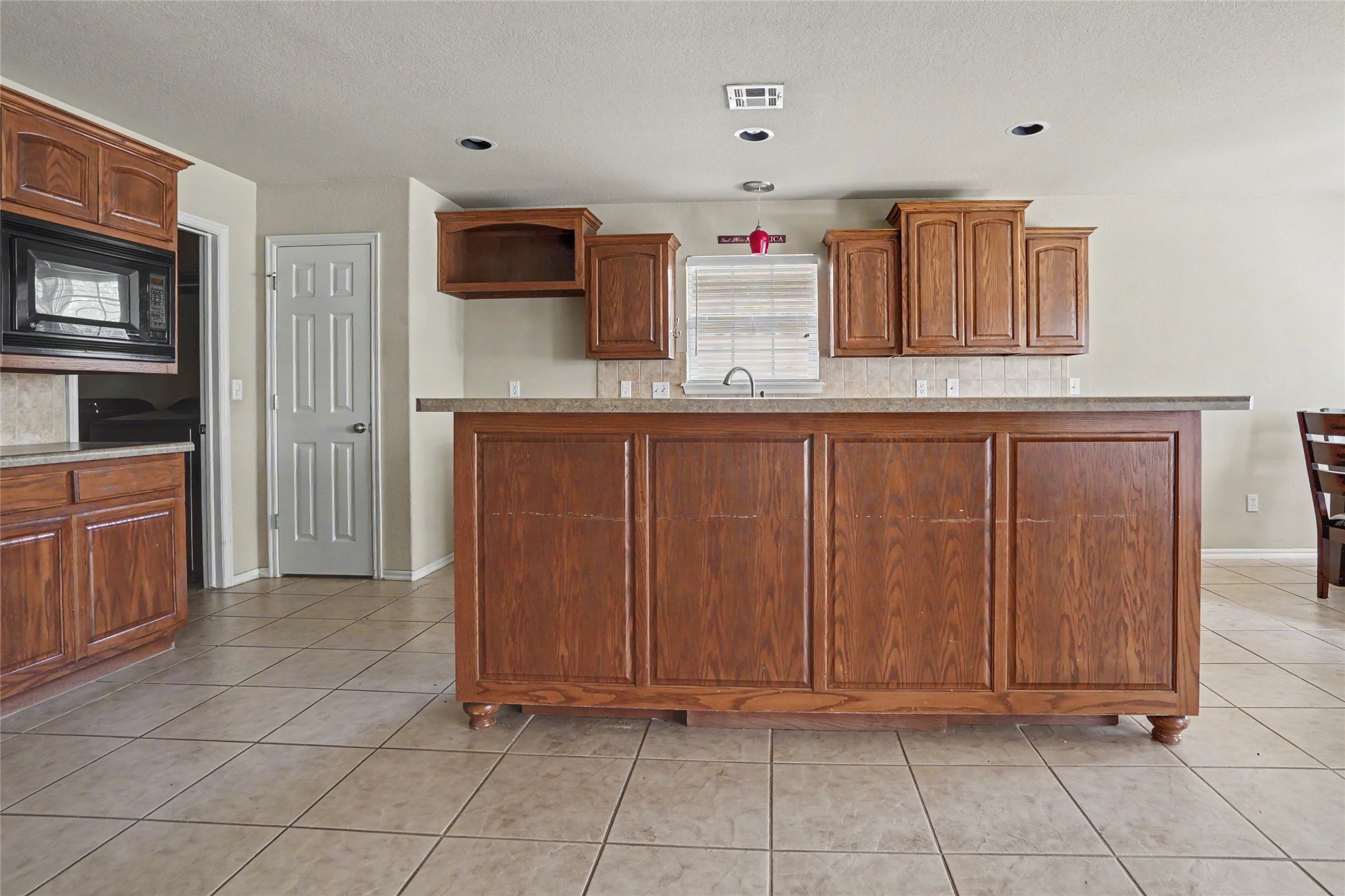 20230 E 50th Place