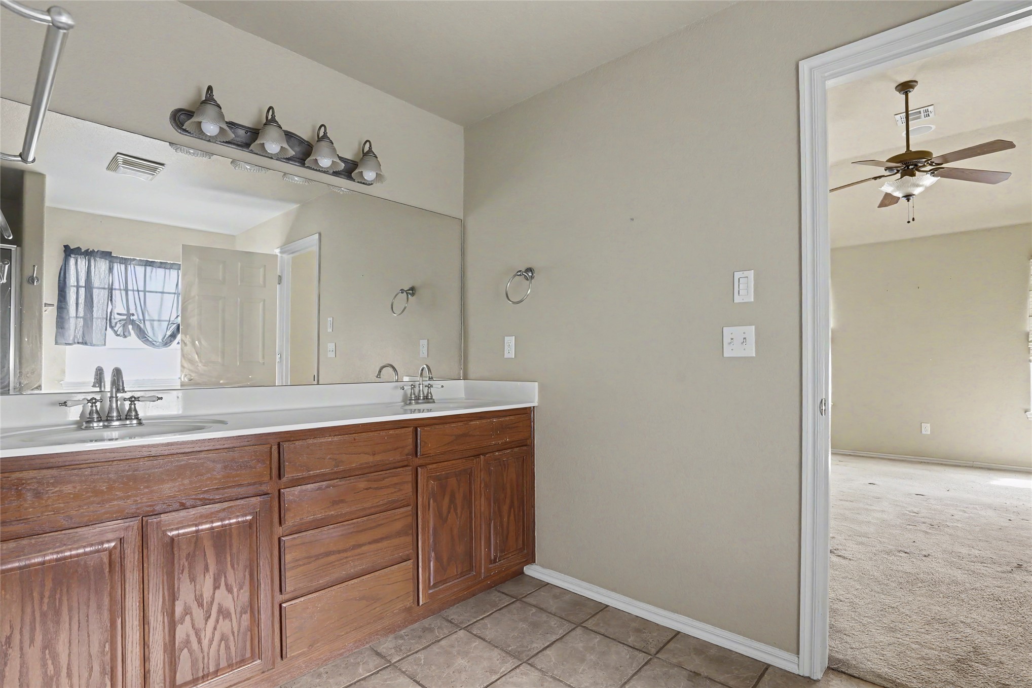 20230 E 50th Place