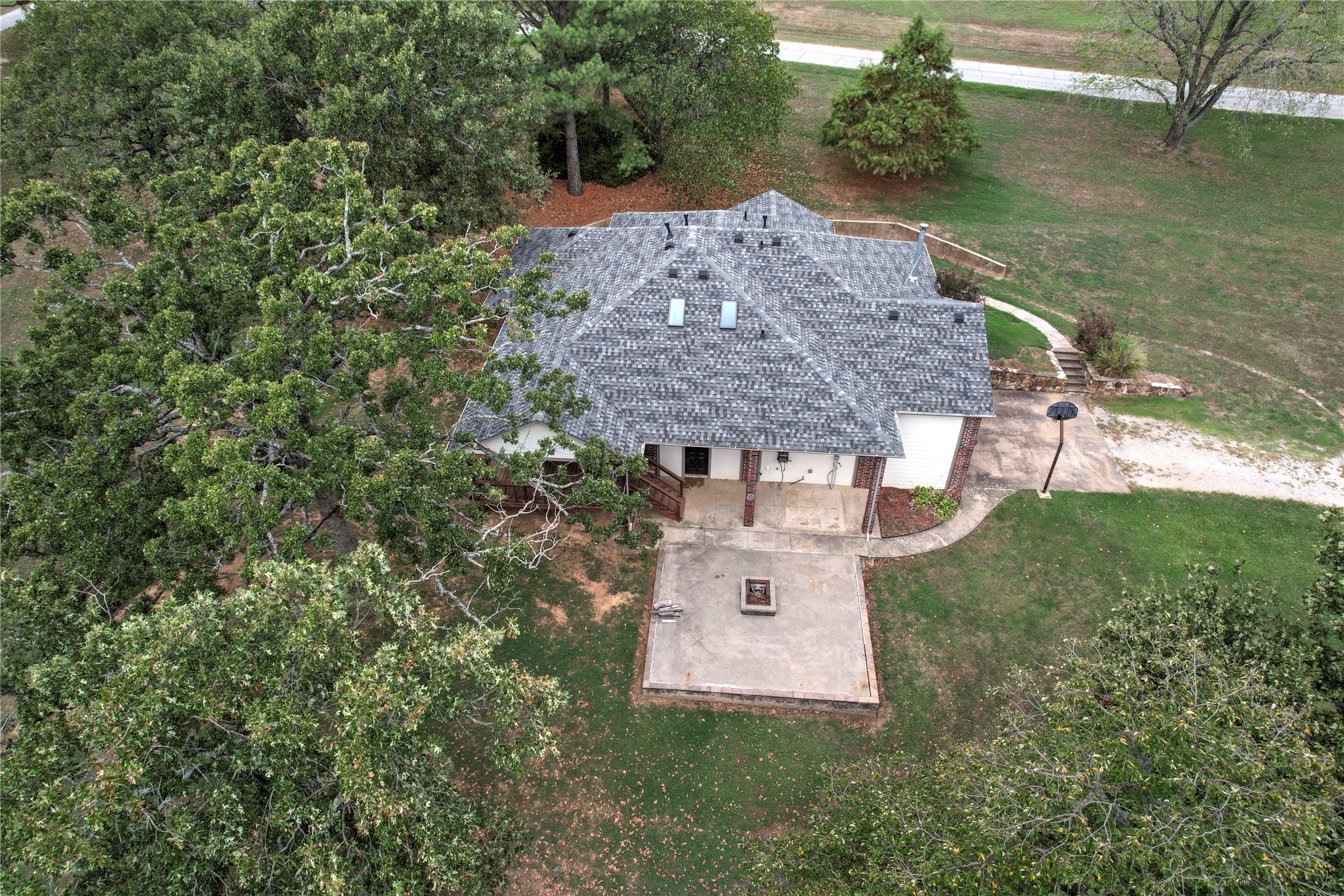 2105 S 280th East Avenue