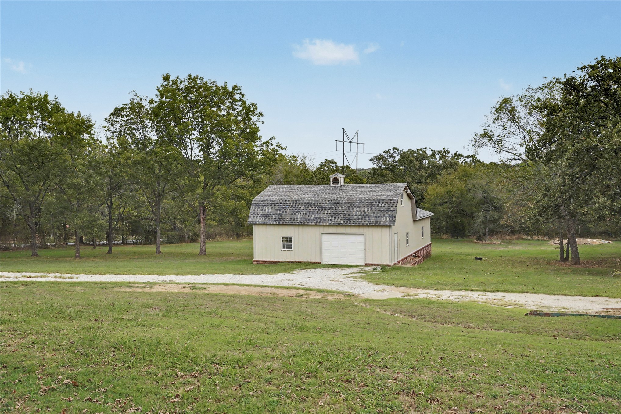 2105 S 280th East Avenue