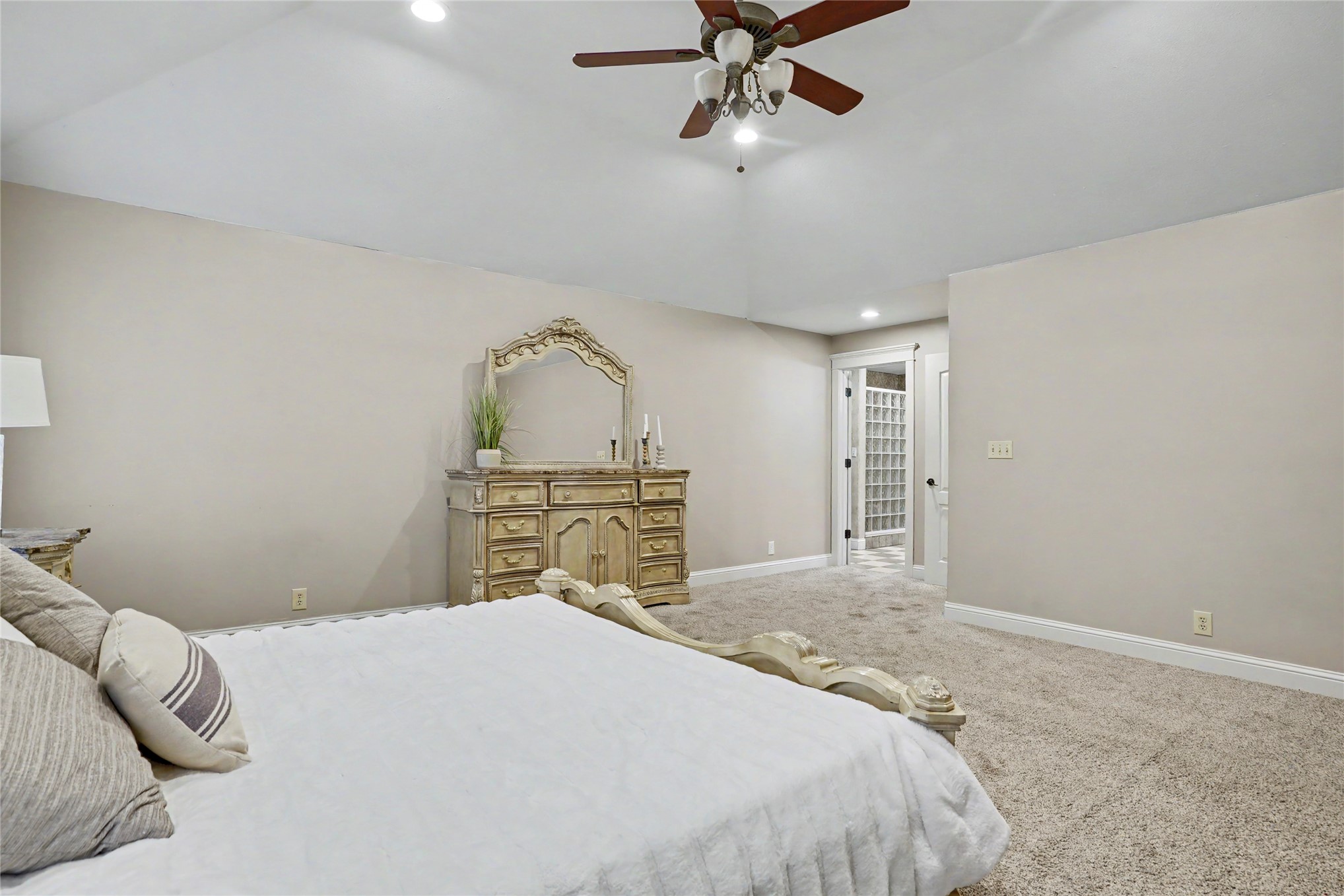 2105 S 280th East Avenue