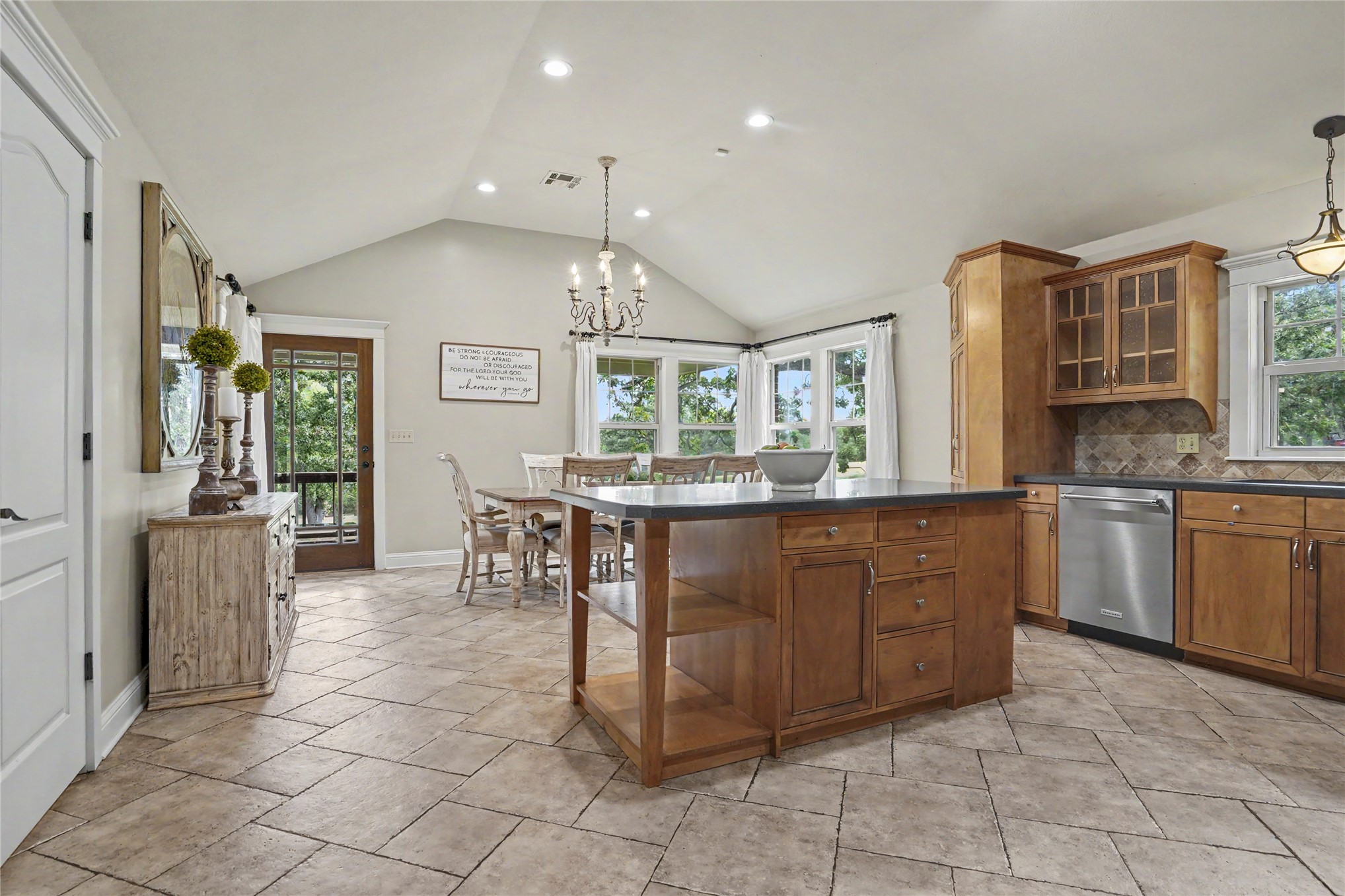 2105 S 280th East Avenue