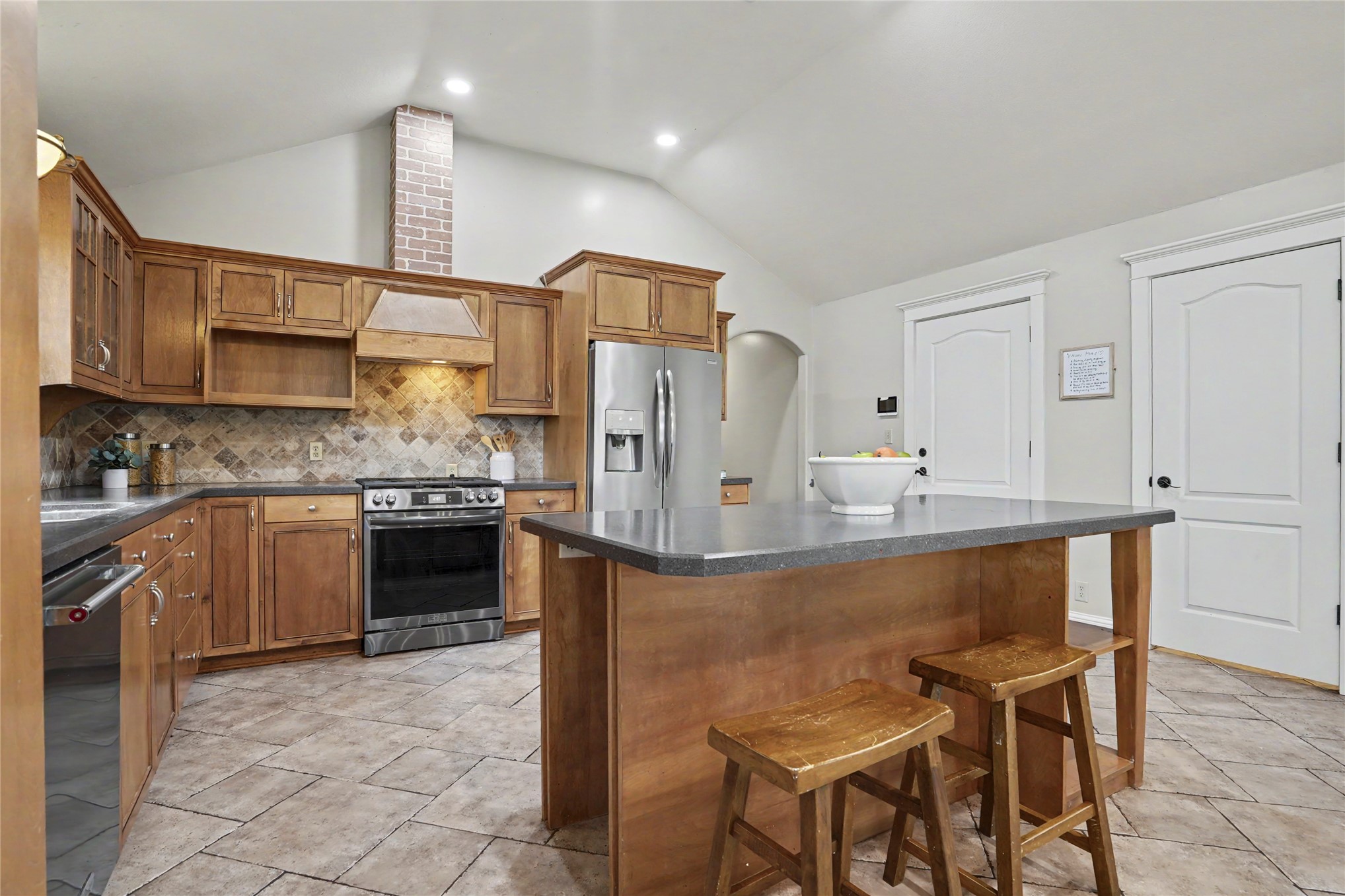 2105 S 280th East Avenue