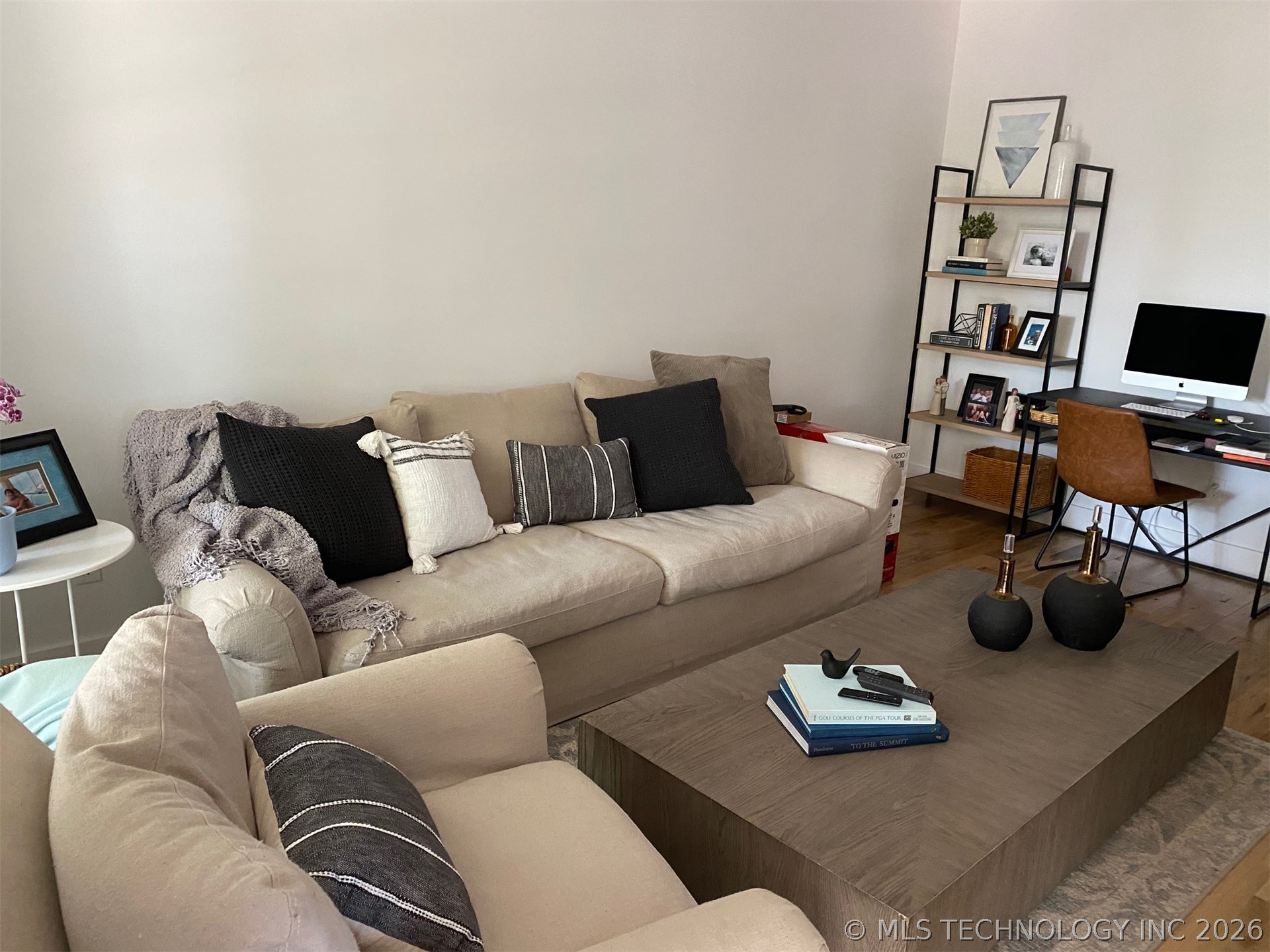 430 W El Paso Street