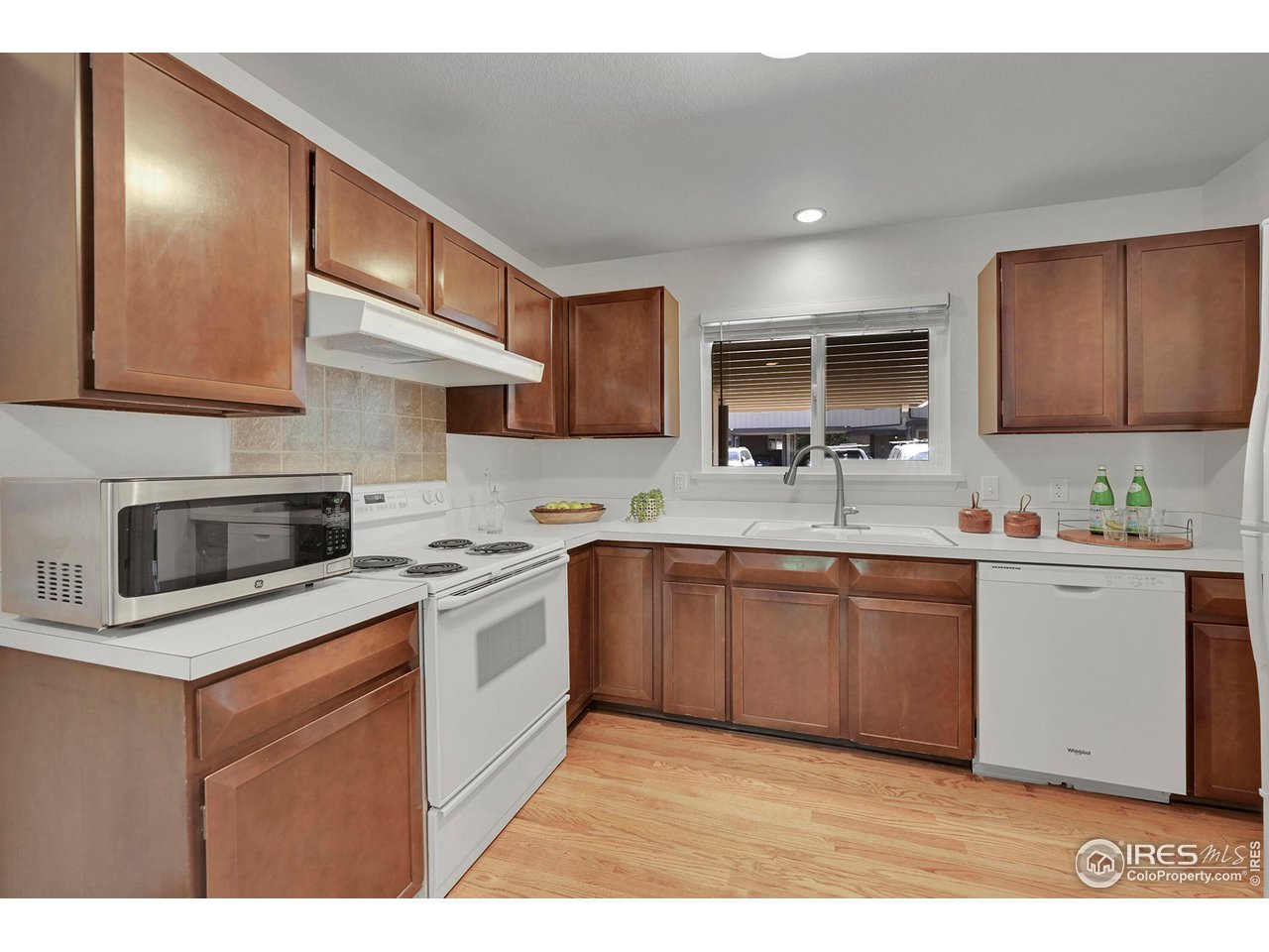 1458 Greenbriar Blvd