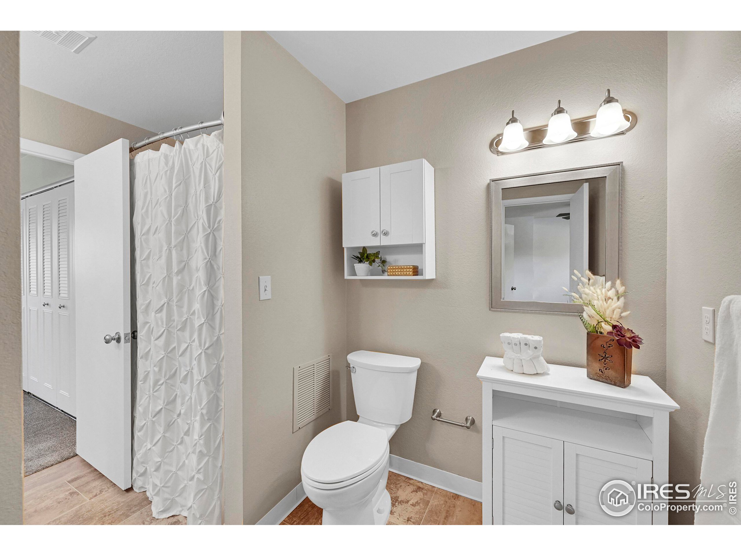 1458 Greenbriar Blvd