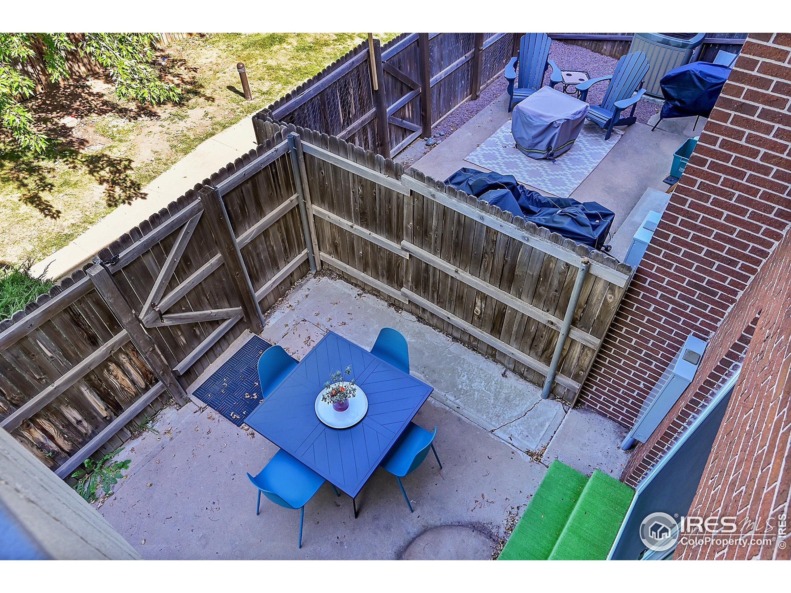 1458 Greenbriar Blvd