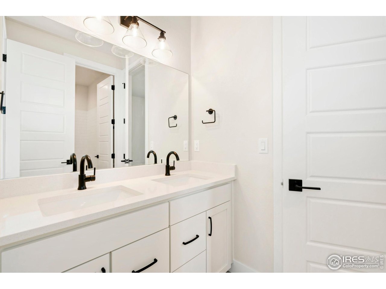 1714 Branching Canopy Dr