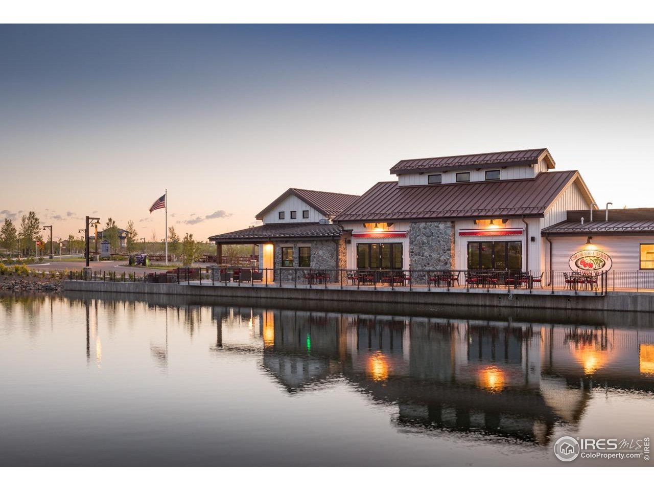 1714 Branching Canopy Dr