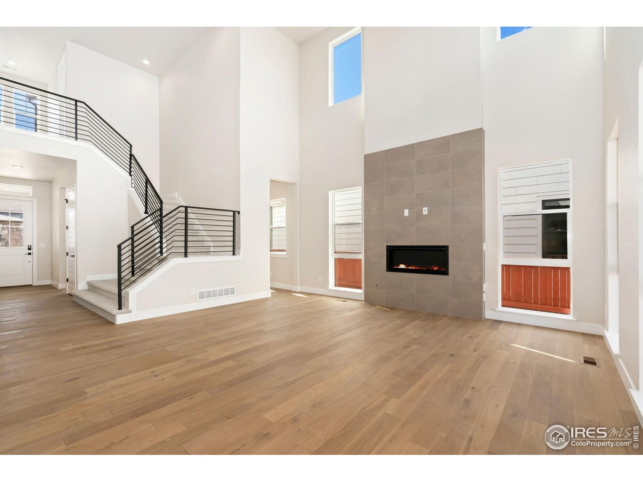 1714 Branching Canopy Dr