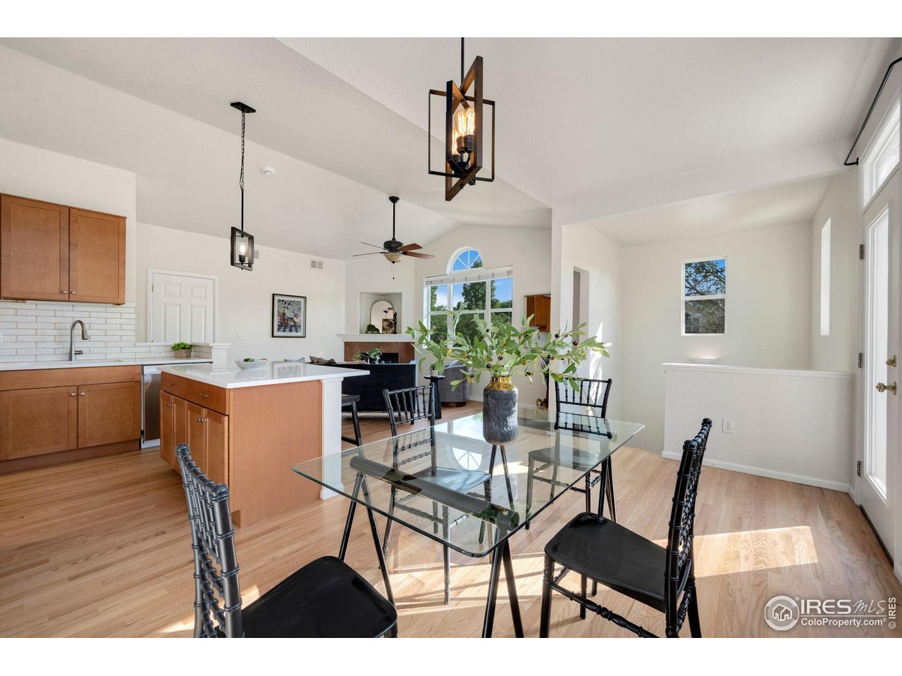 2075 Grays Peak Dr 202