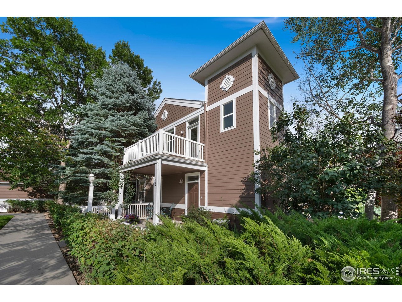 2075 Grays Peak Dr 202