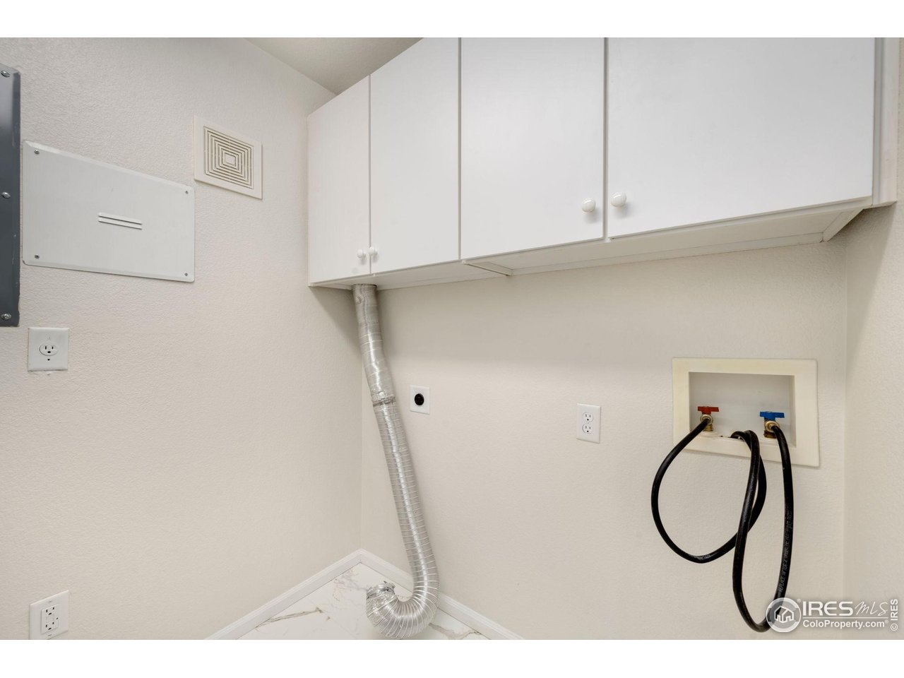 2075 Grays Peak Dr 202