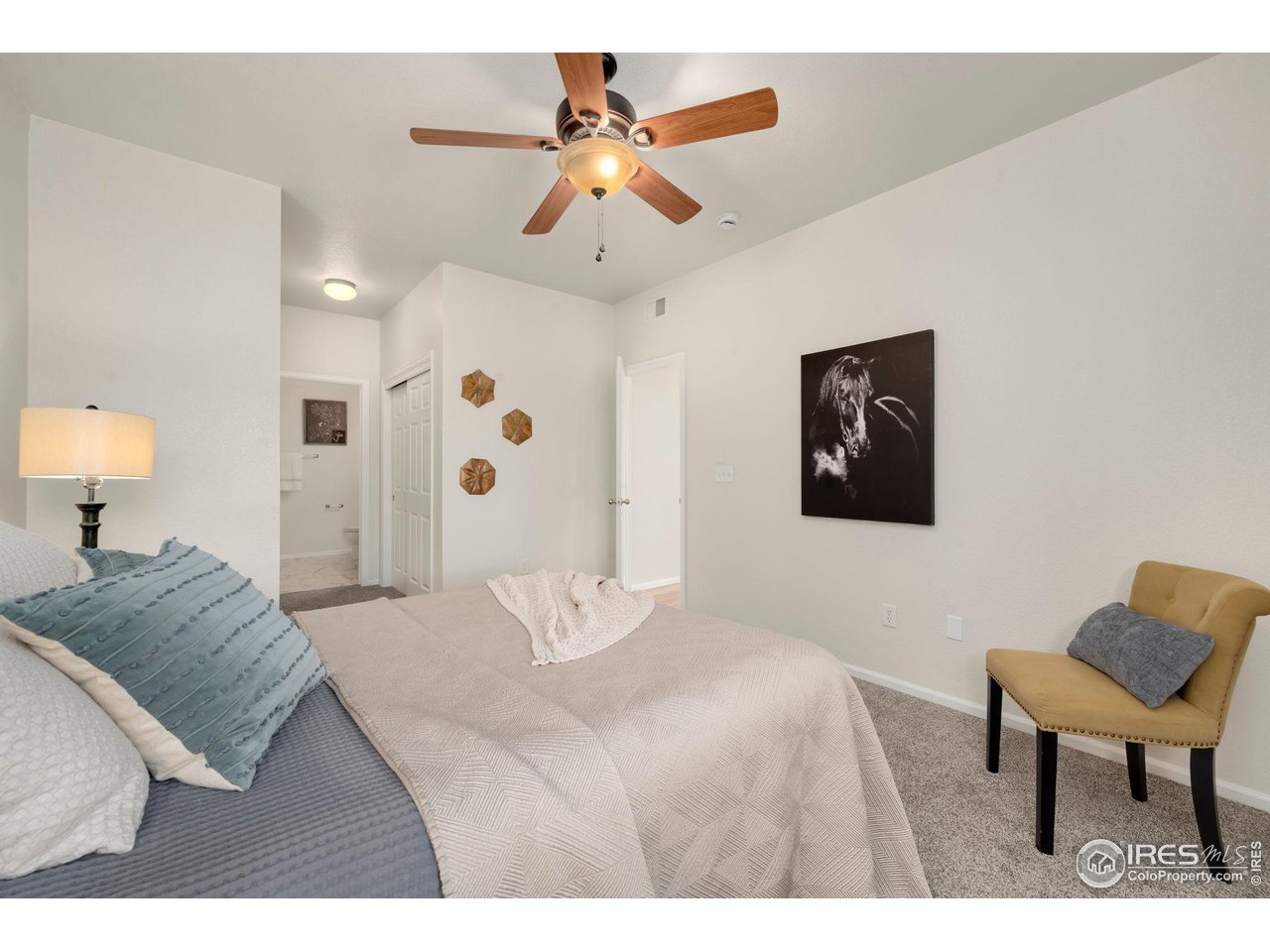 2075 Grays Peak Dr 202