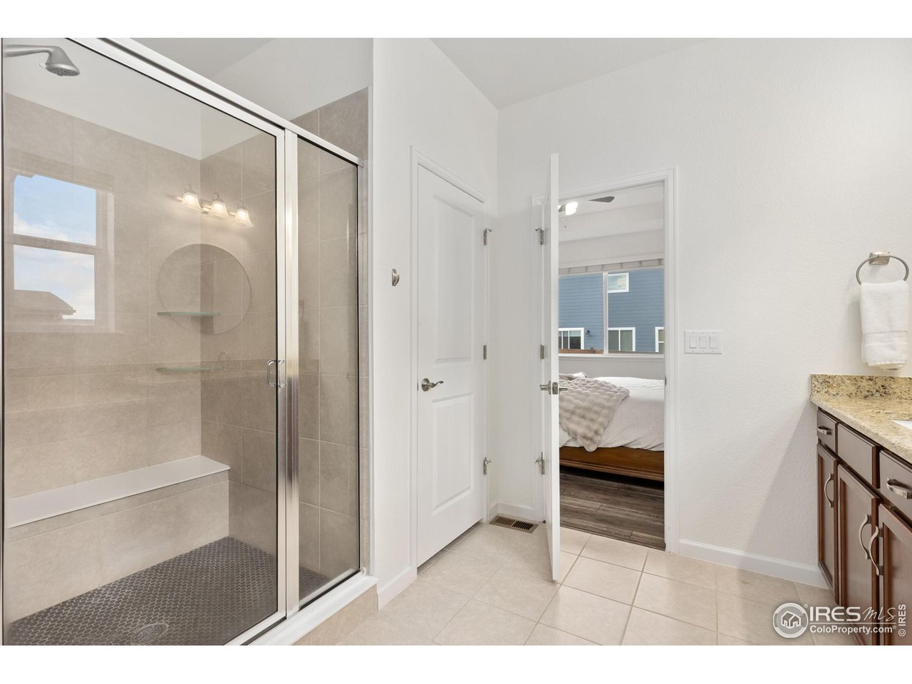 302 Rocking Chair Dr